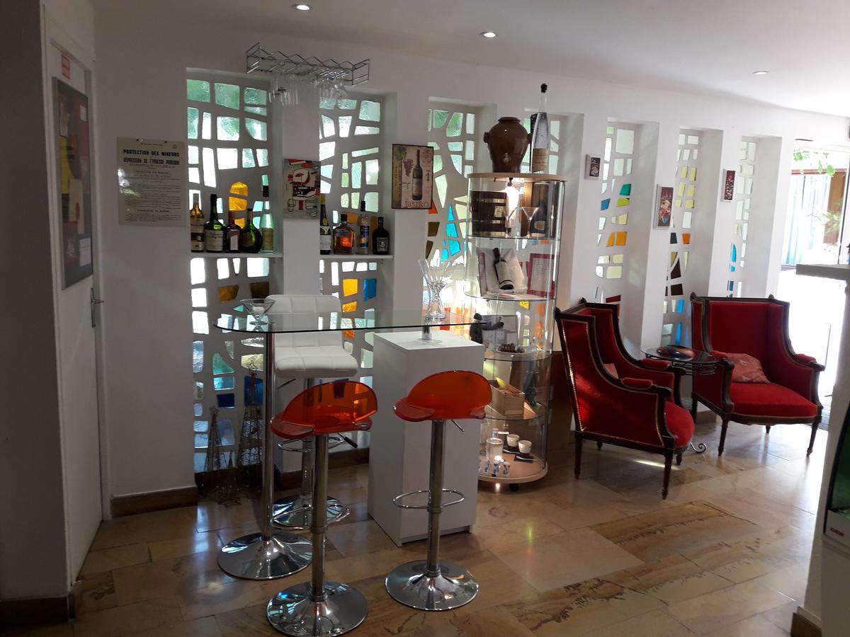 Hotel Restaurant La Croix Blanche Lione Esterno foto